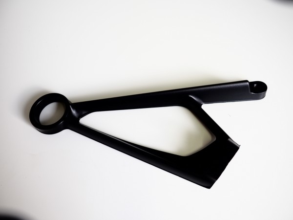 Auspuffhalter schwarz beschichten