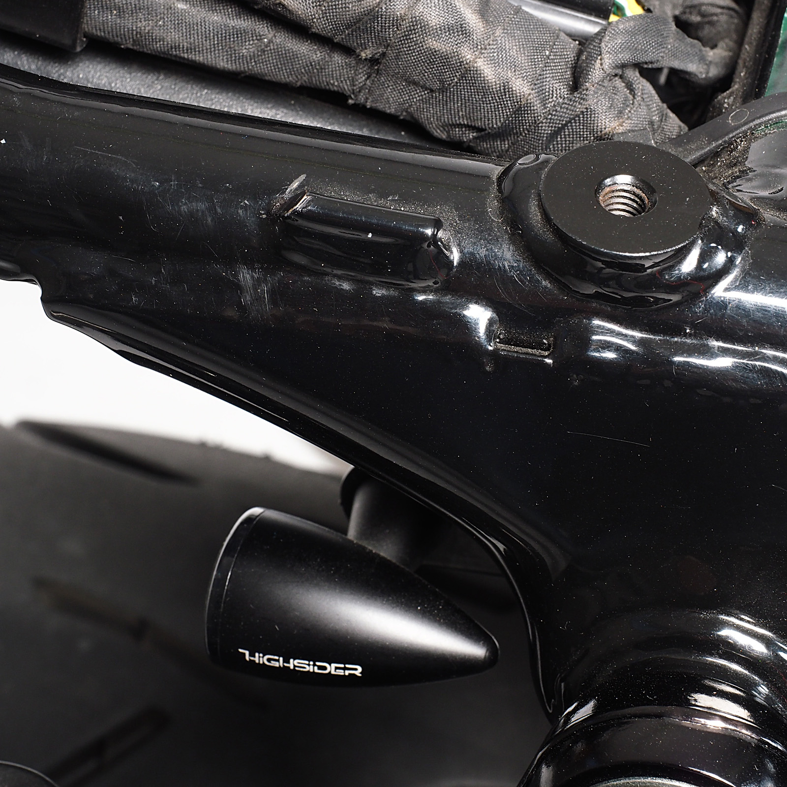 Thrux-1200-Rahmen-b