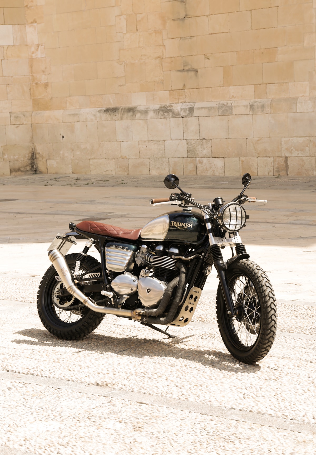 bonneville-guilford-tamarit-slider2_2-min