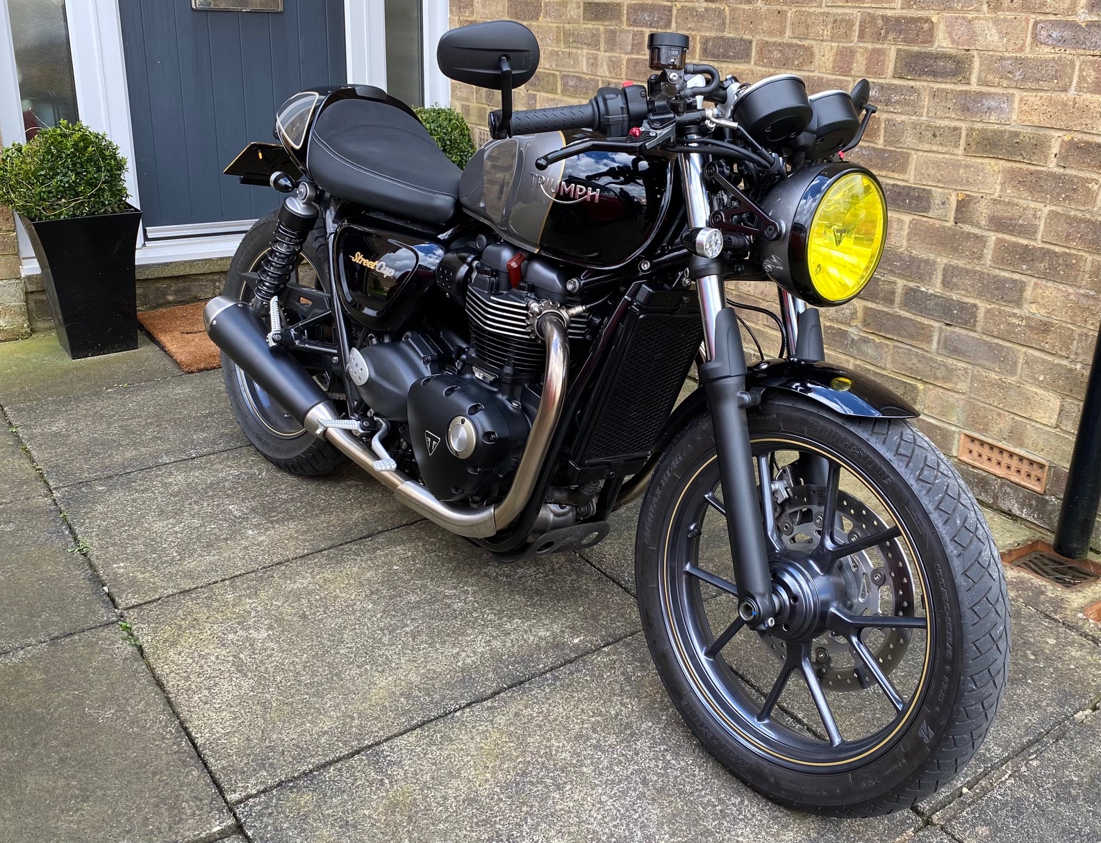 Unknown-1KiRWOgLLtyvHY