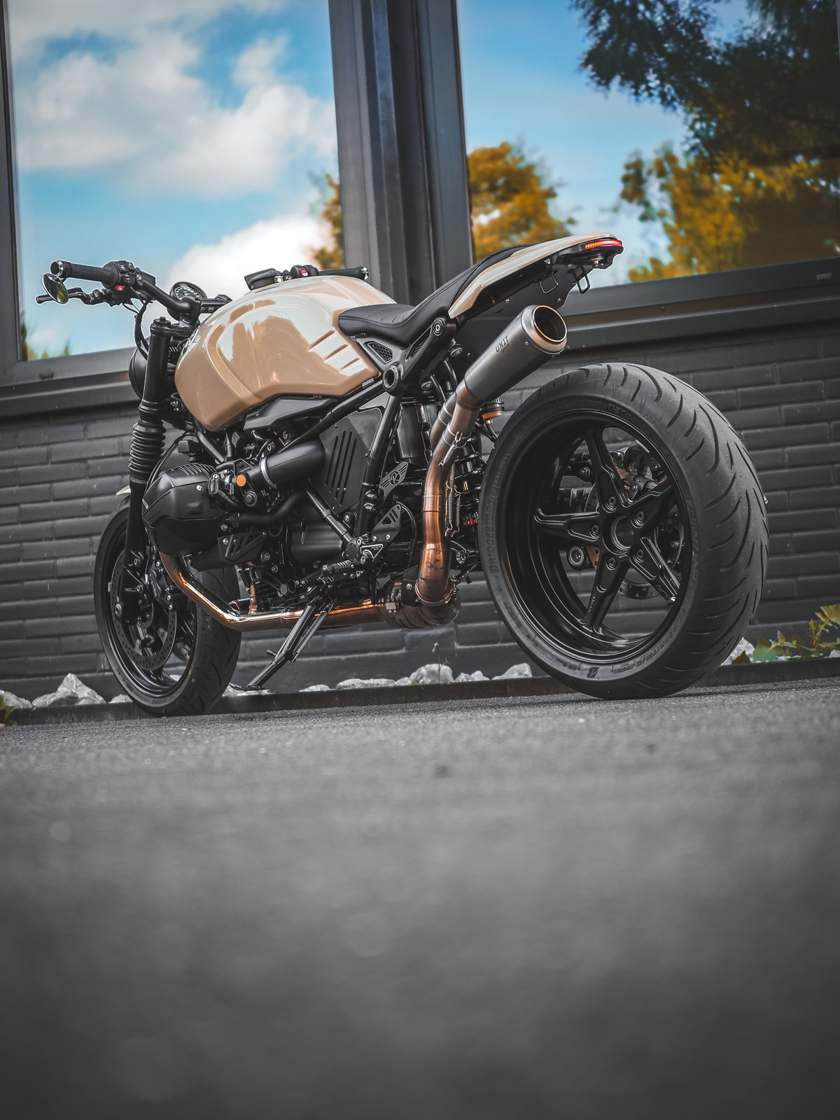 P7281136wJPBtR3w9JI2c