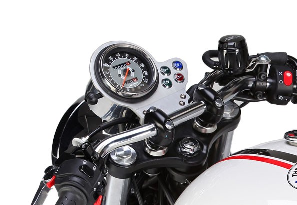 Tacho Aufnahme Bonneville