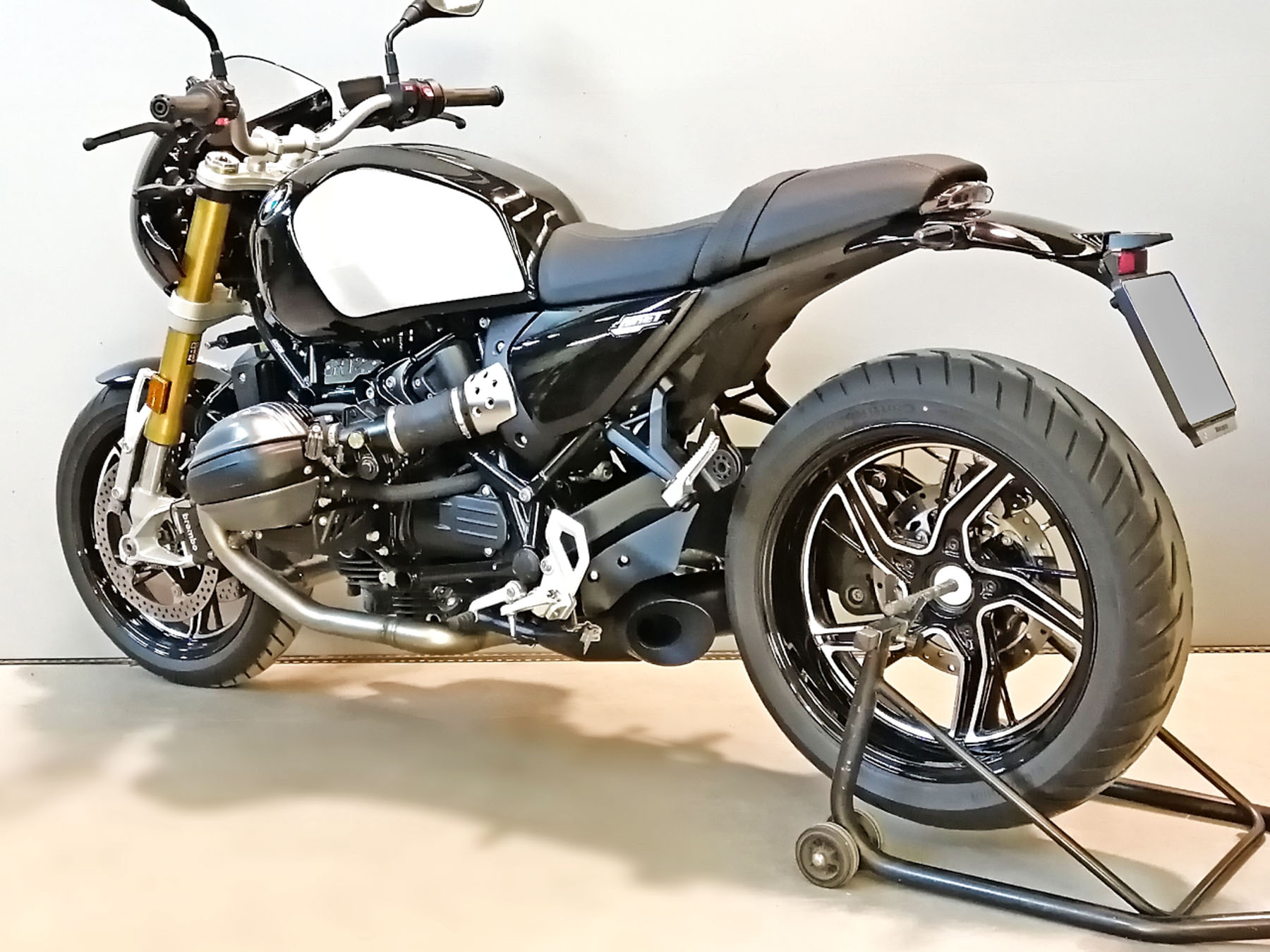 BMW R12 Under-Engine stainless steel exhaust system - Handmade in Italy ...