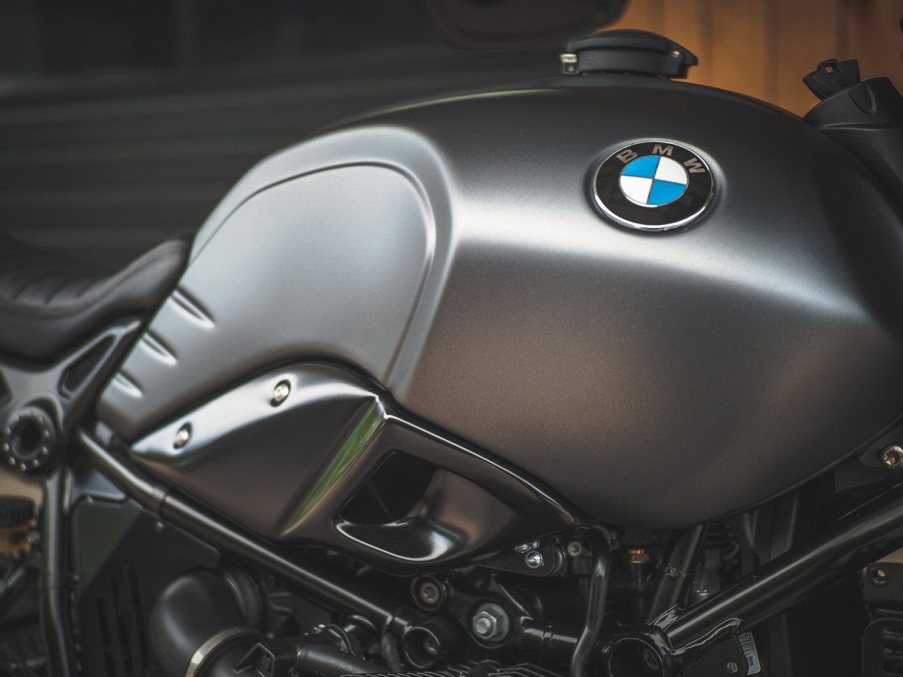 Short Intake Kit BMW R nineT Carbon | KRT Framework Air Intake Cover
